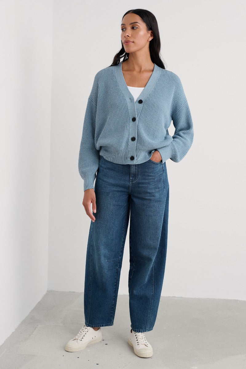 Gwenver Barrel Leg Jeans