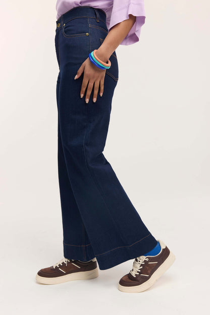 Companion Jean