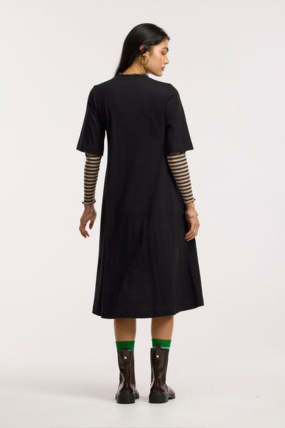Organic Traveller Midi Dress