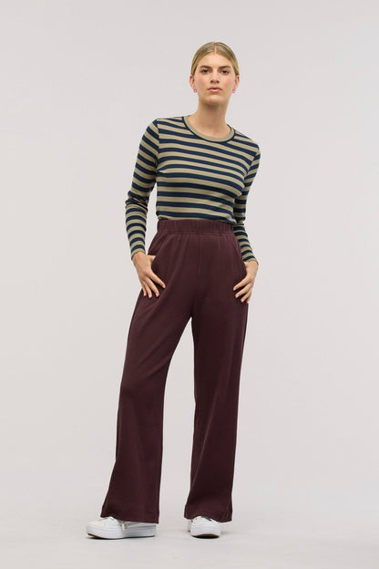 Traveller Crew Neck Rib Top